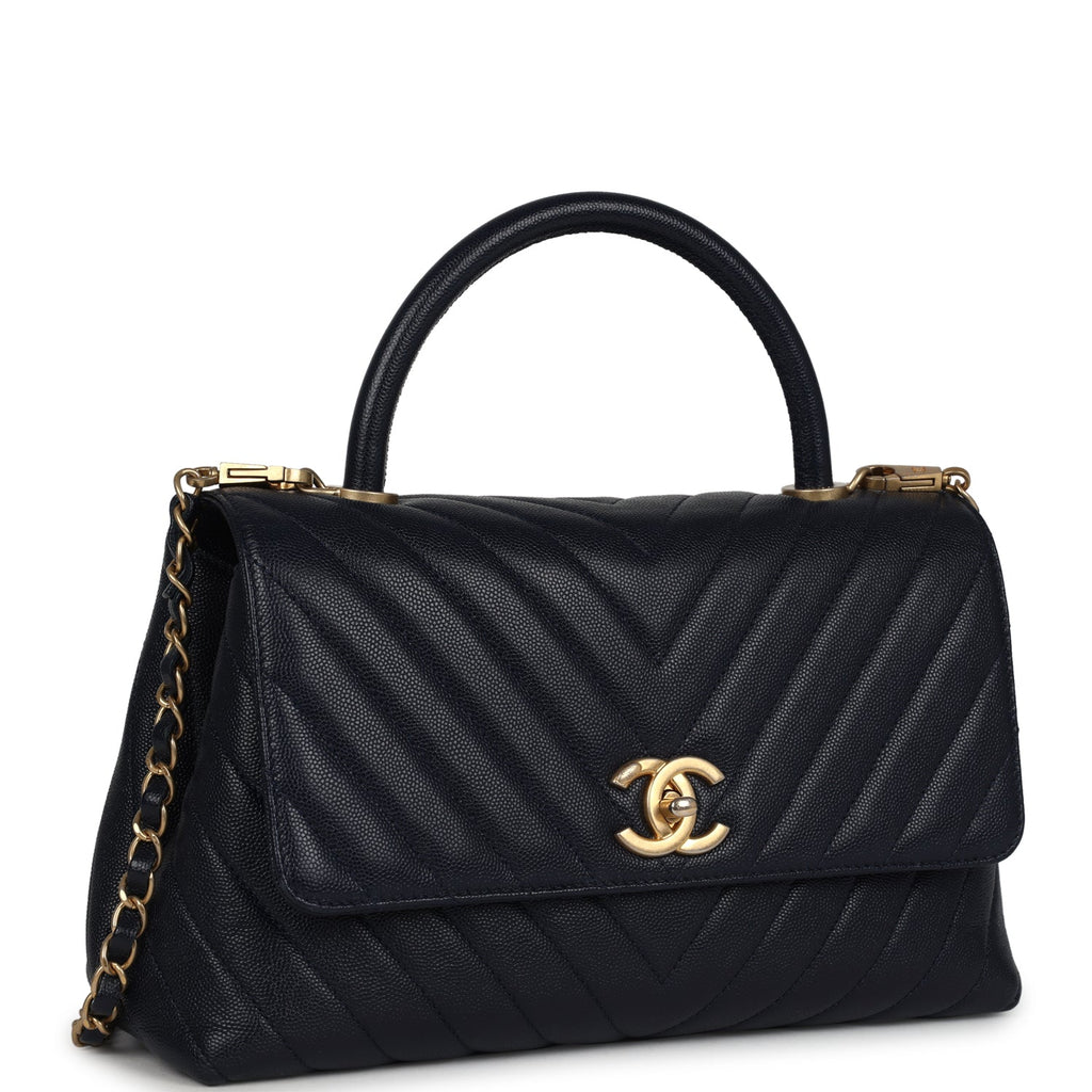 Pre-owned Chanel Medium Coco Top Handle Navy Blue Chevron Caviar Antique Gold Hardware - Image 3
