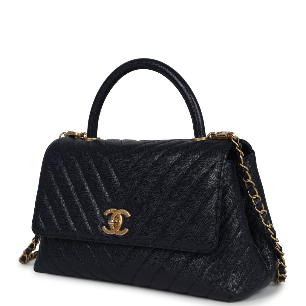Pre-owned Chanel Medium Coco Top Handle Navy Blue Chevron Caviar Antique Gold Hardware - Image 6