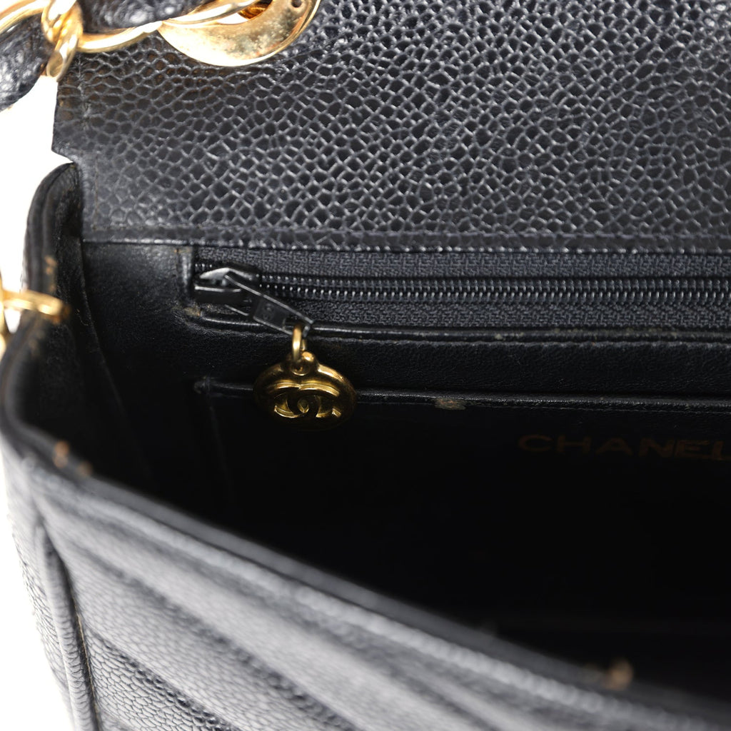 Vintage Chanel Square Chevron Envelope Flap Bag Black Caviar Gold Hardware - Image 10