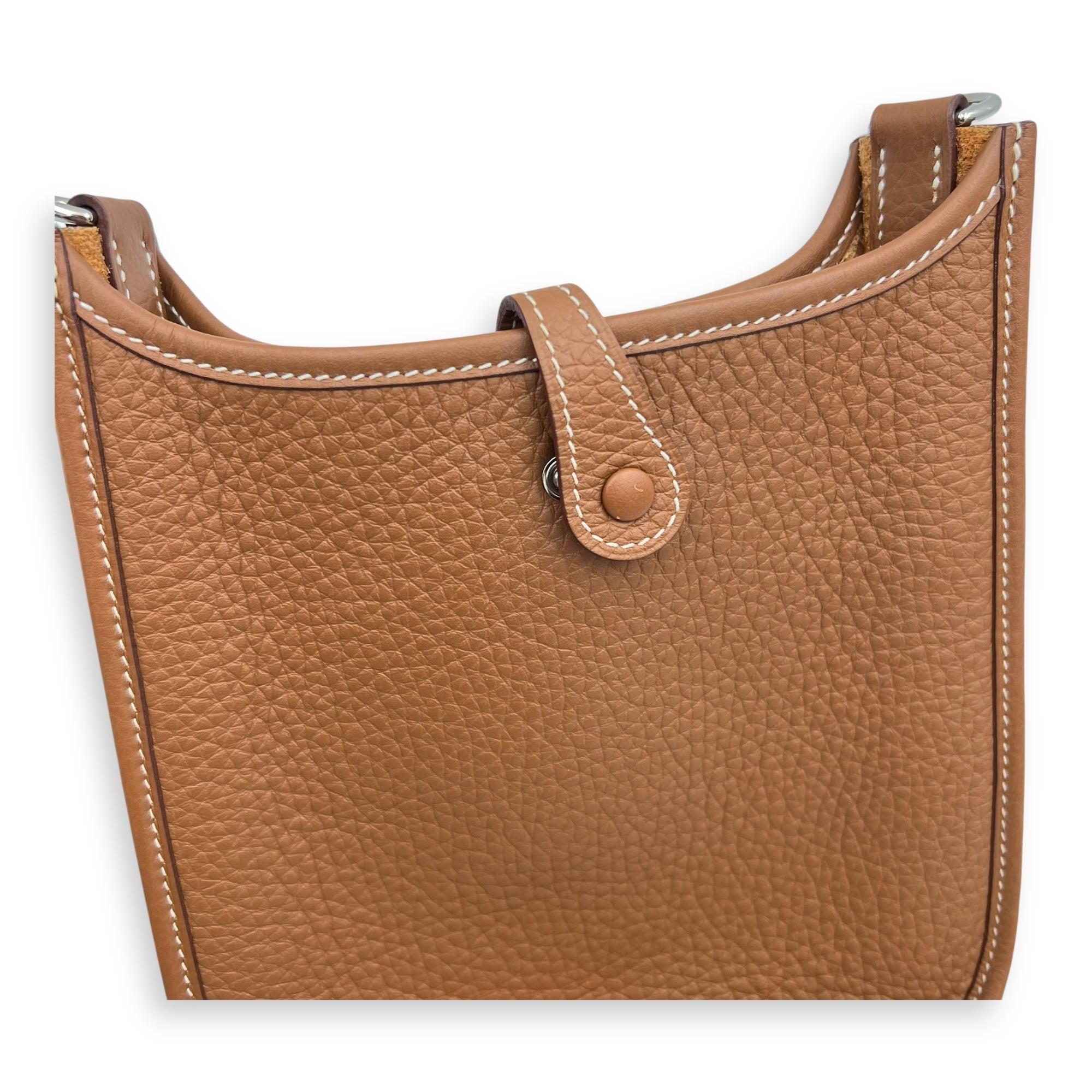 Evelyne Mini Gold Shoulder Bag in Clemence, Palladium hardware - Image 5