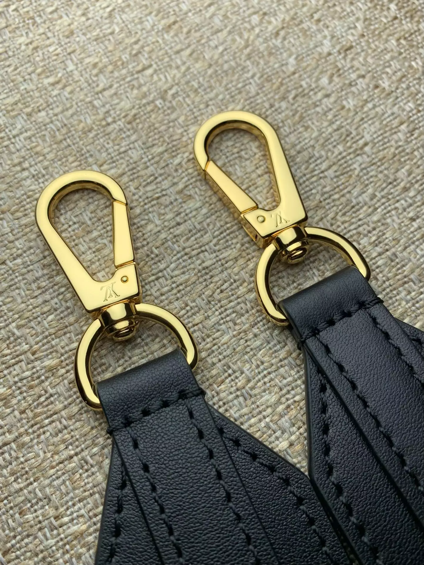 Capucines GM Souple Black Smooth Taurillon - Repbags.ru - Image 6