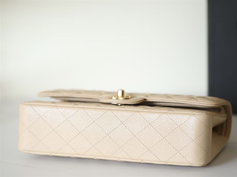 Chanel Classic Medium Caviar Flap Beige - Image 7
