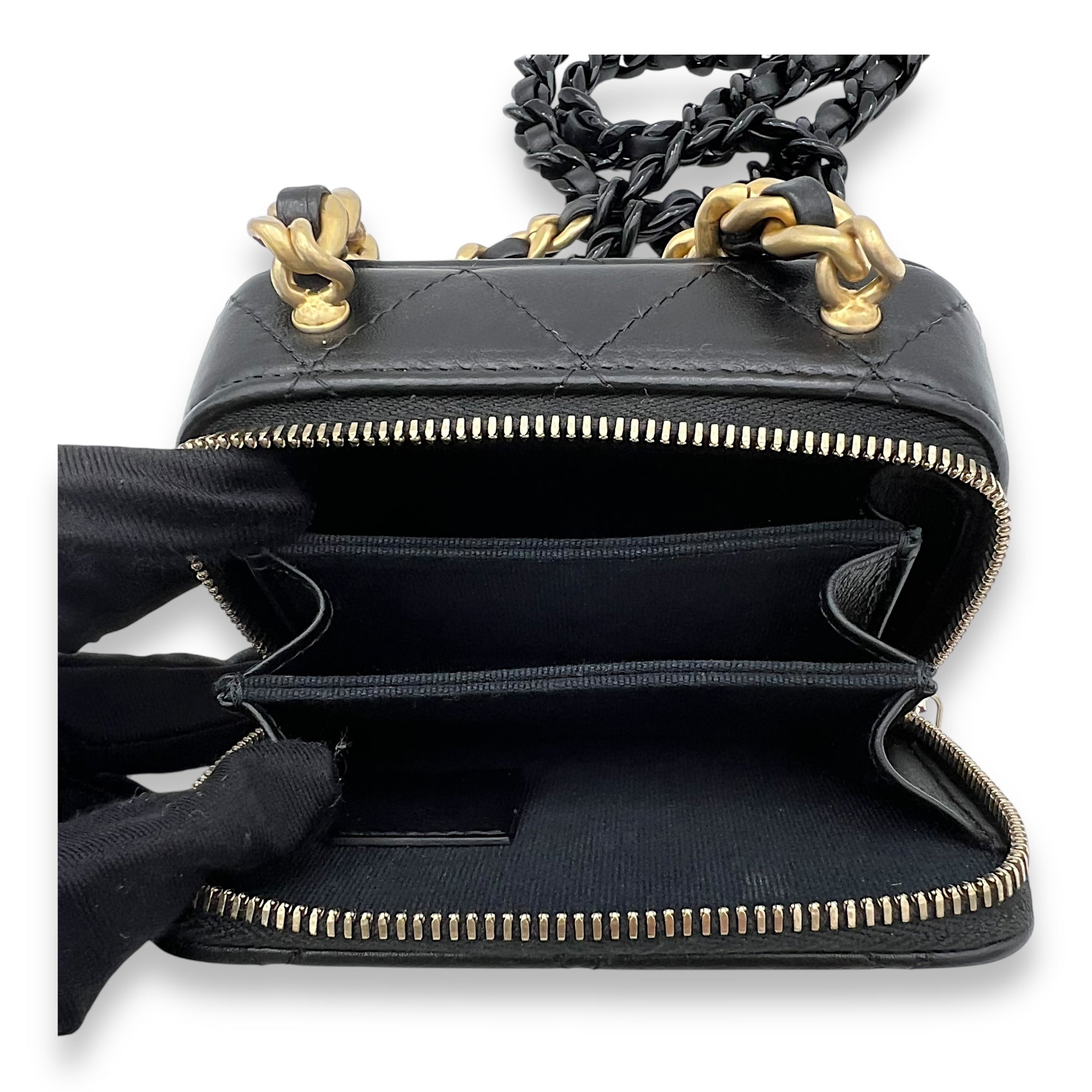 CC Crossbody Bag Black in Lambskin, Gold hardware - Image 7