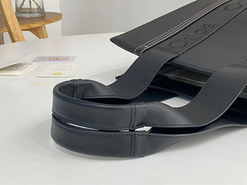 Chloé Medium Woody Tote Bag - MB002 - Image 6