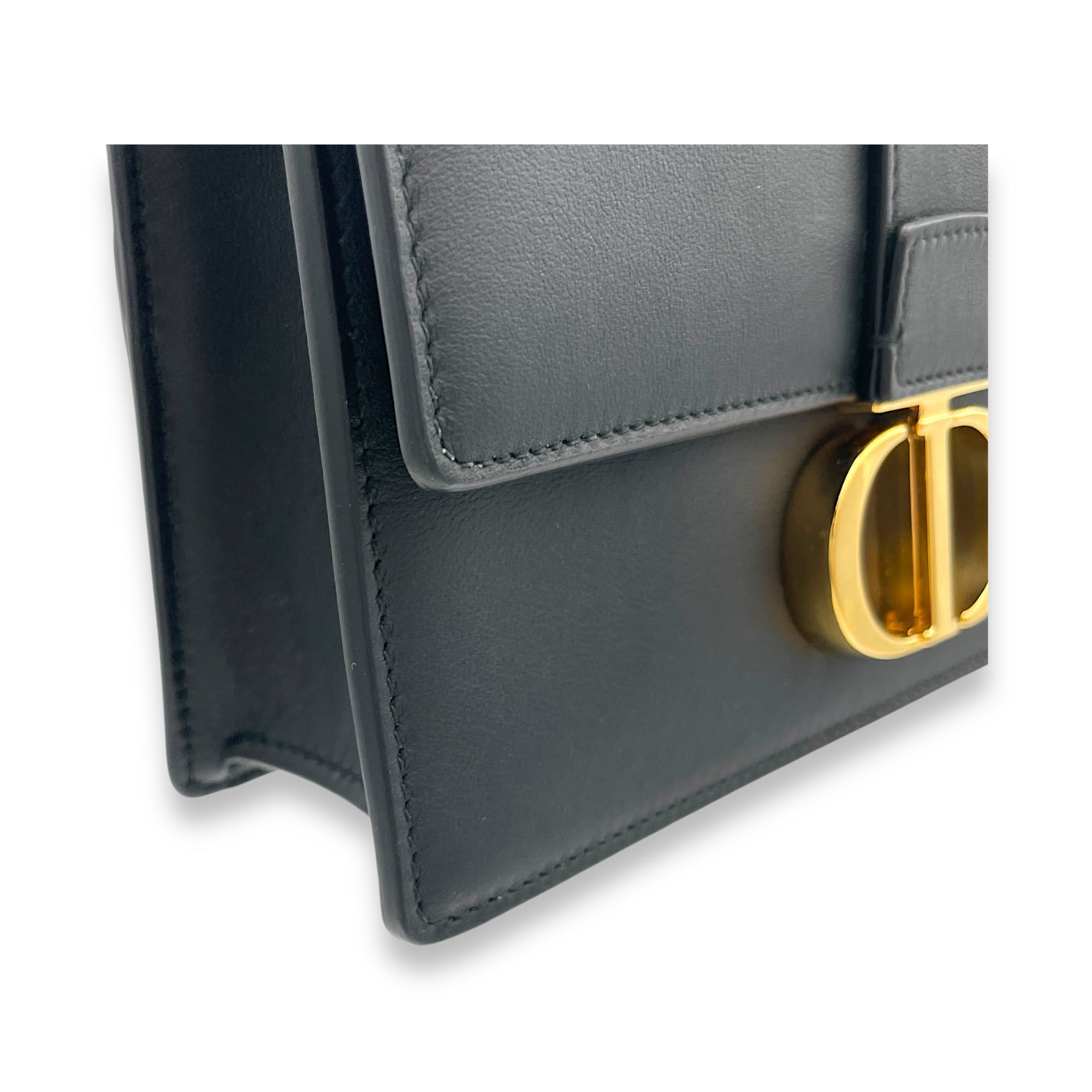 30 Montaigne Shoulder Bag East West Black in Calfskin, Gold hardware - Image 11