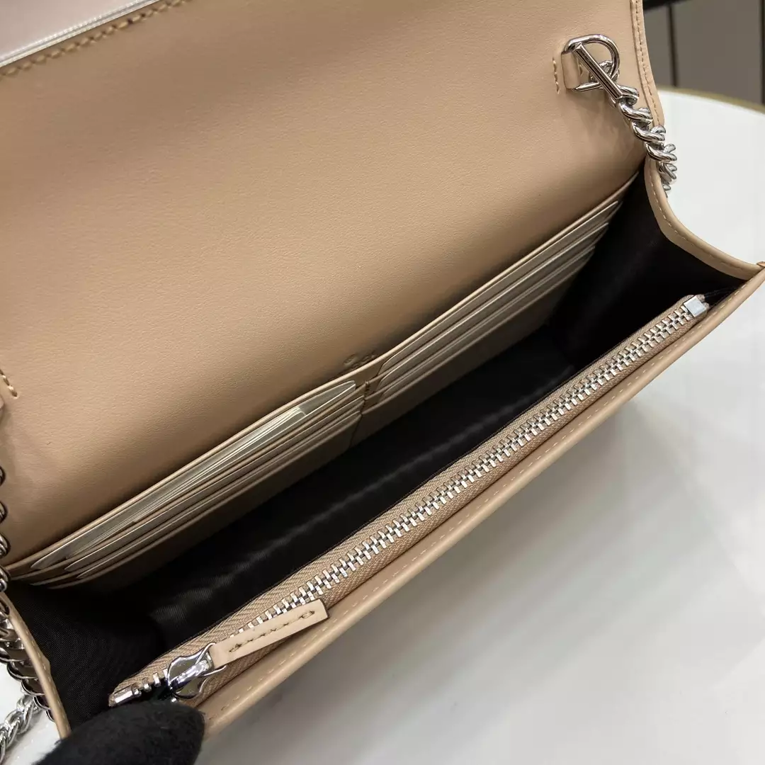 GG Marmont Chain Wallet in Light Beige Leather - Repbags.ru - Image 11
