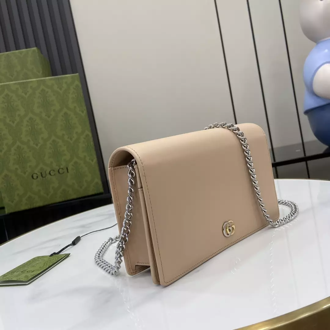 GG Marmont Chain Wallet in Light Beige Leather - Repbags.ru - Image 4