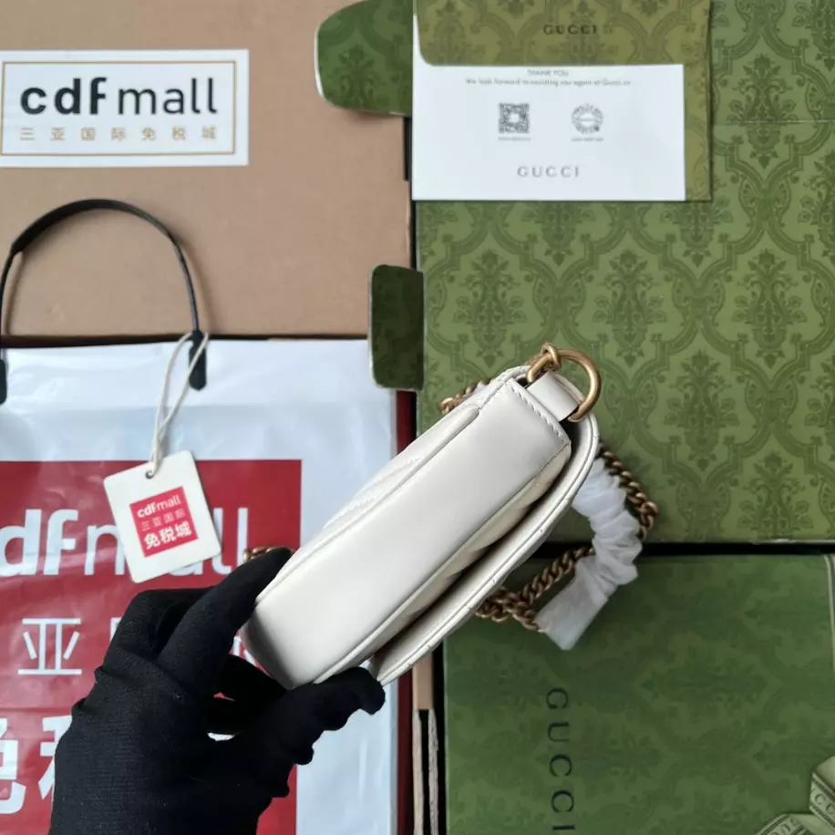 GG Marmont Matelassé Chain Mini Bag - Image 6