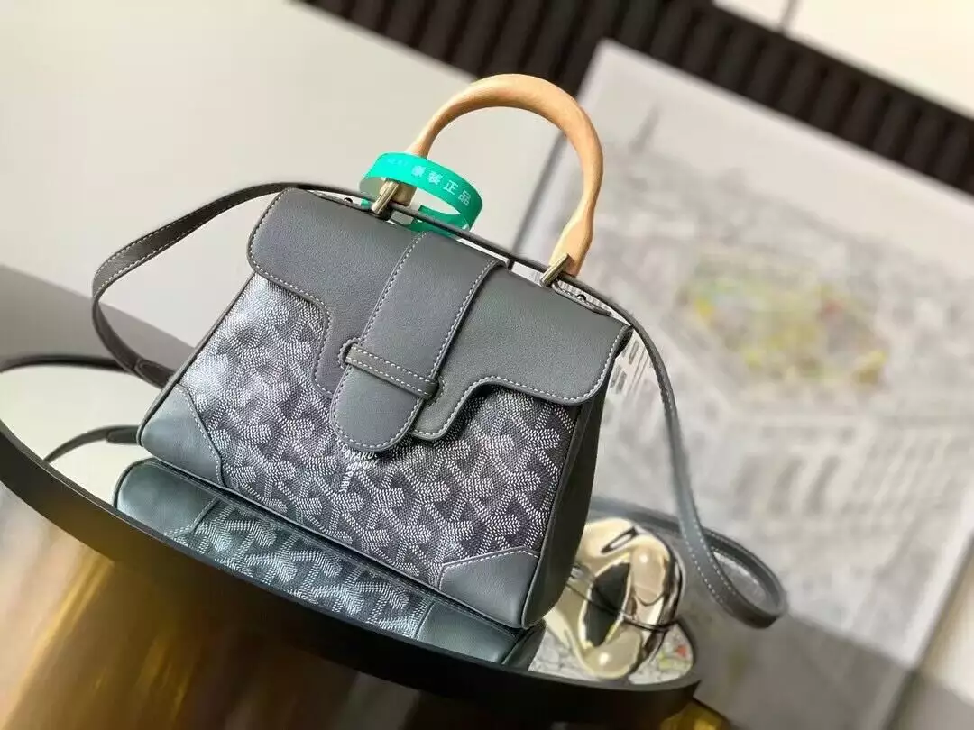 Goyard Saigon Souple Mini Bag - Repbags.ru - Image 3