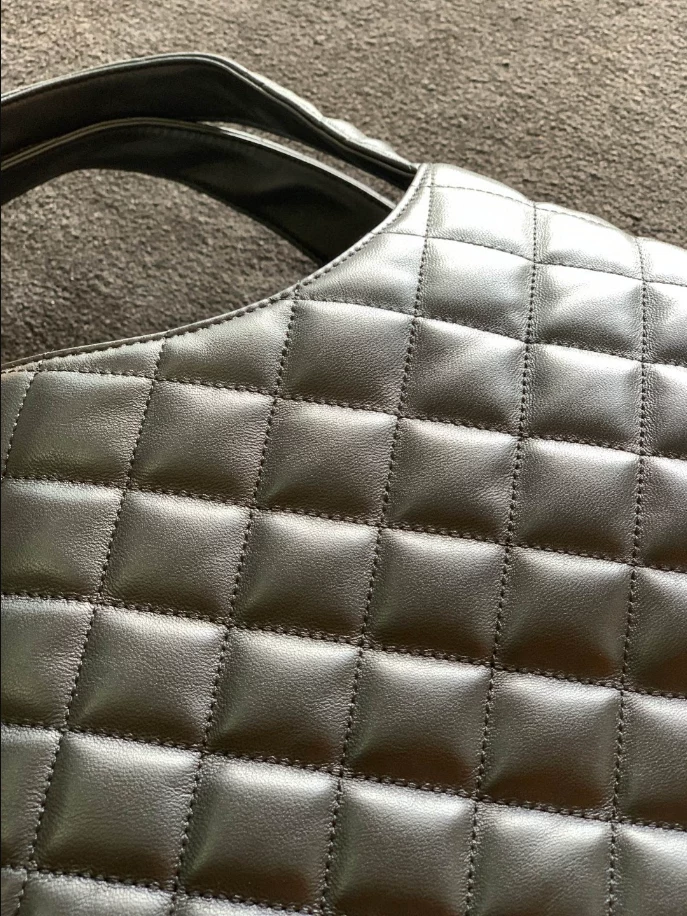 Icare Maxi Shopping Bag in Quilted Nubuck Suede - Image 5