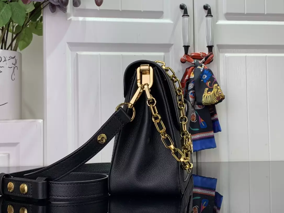 LV Dauphine Soft MM Black Calfskin - Repbags.ru - Image 6