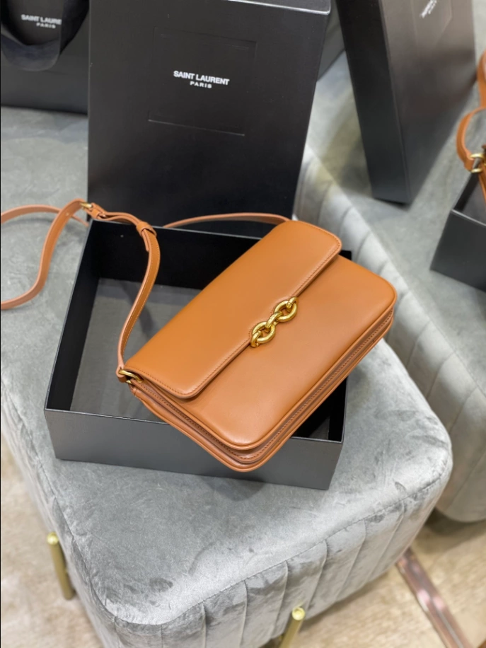 Le Maillon Satchel in Smooth Leather - Image 9