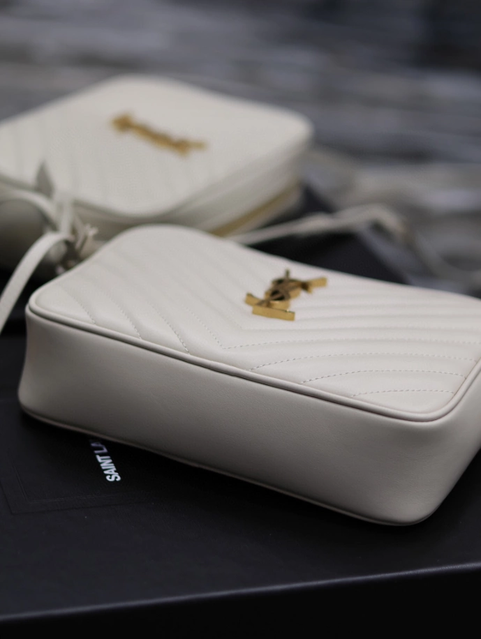 Lou in Quilted Leather camera bag - Image 9