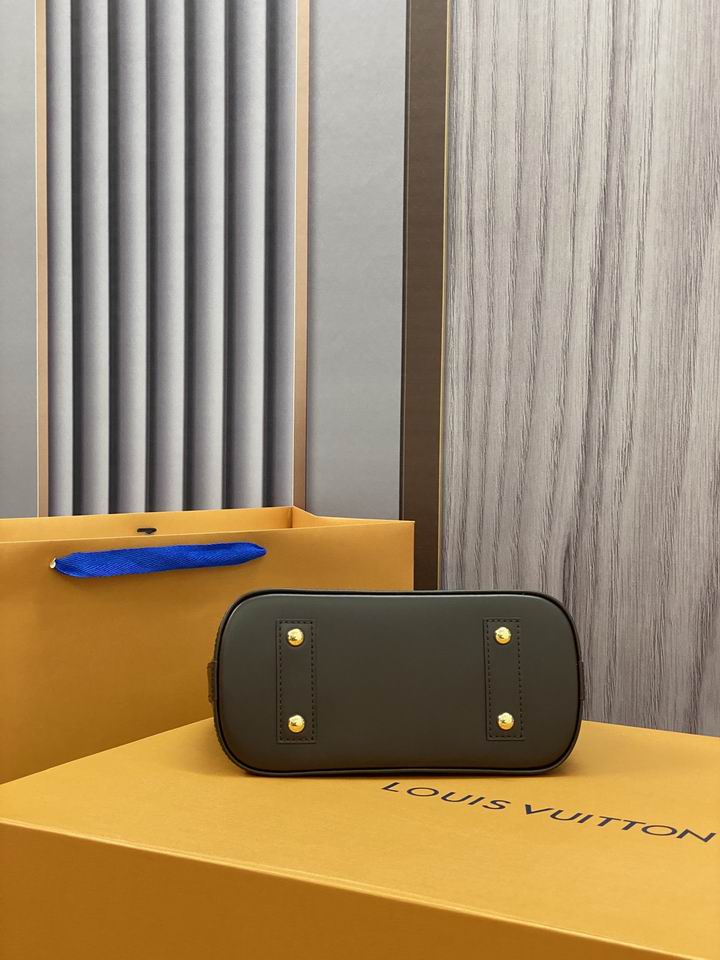 Louis Vuitton Alma BB Damier Ebene Brown - Image 5