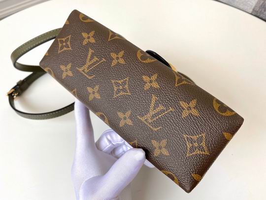 Louis Vuitton Locky BB Laurier Green - Image 6