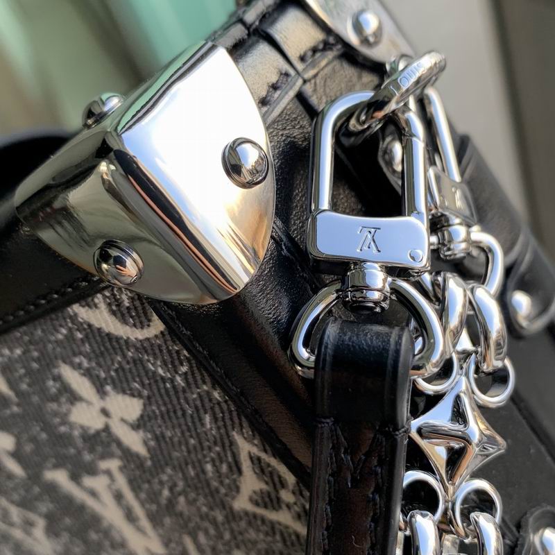 Louis Vuitton Petite Malle Gray Denim - Image 7