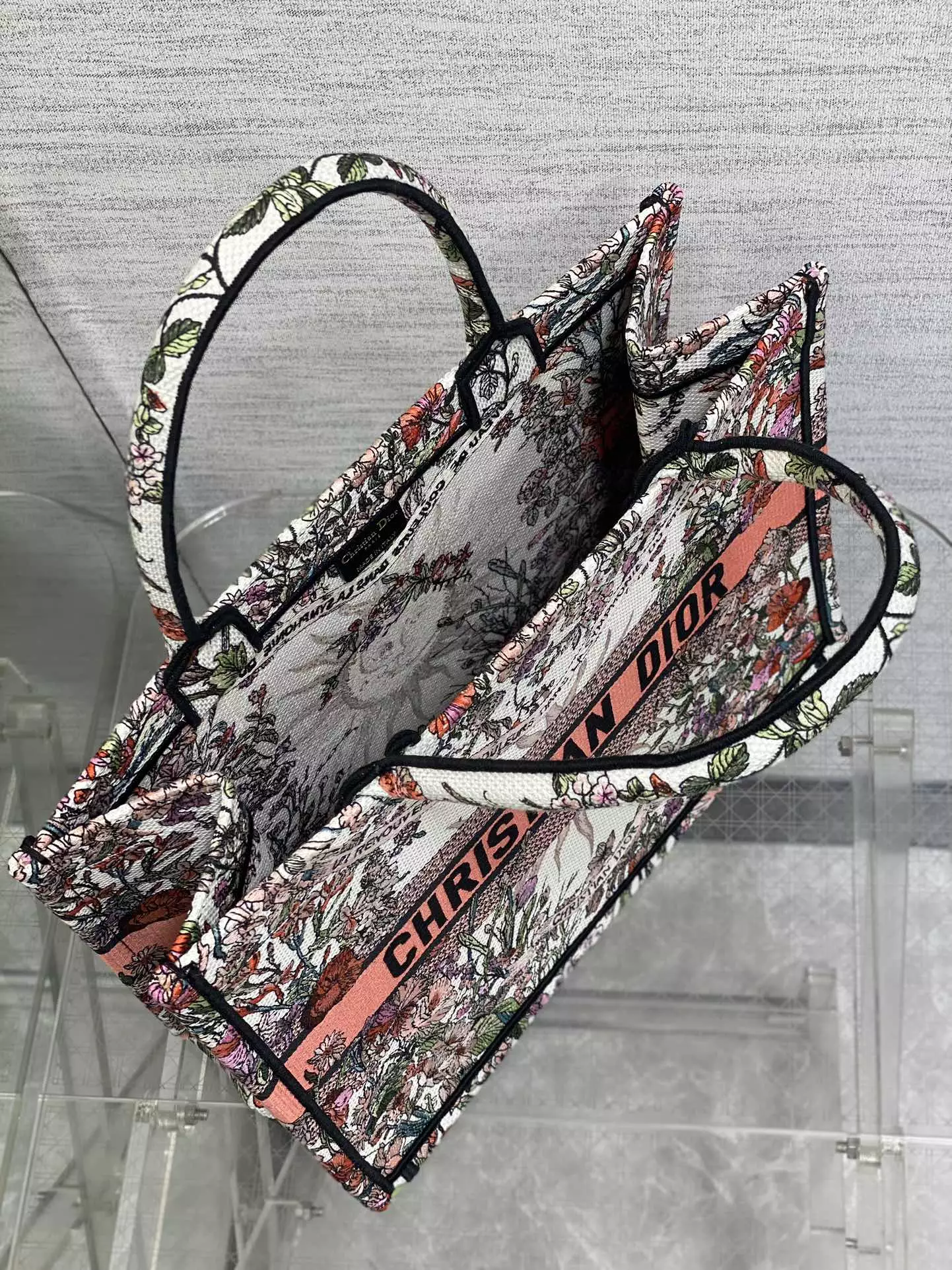 Dior Book Tote Ecru Multicolor Dior 4 Saisons - Repbags.ru - Image 10