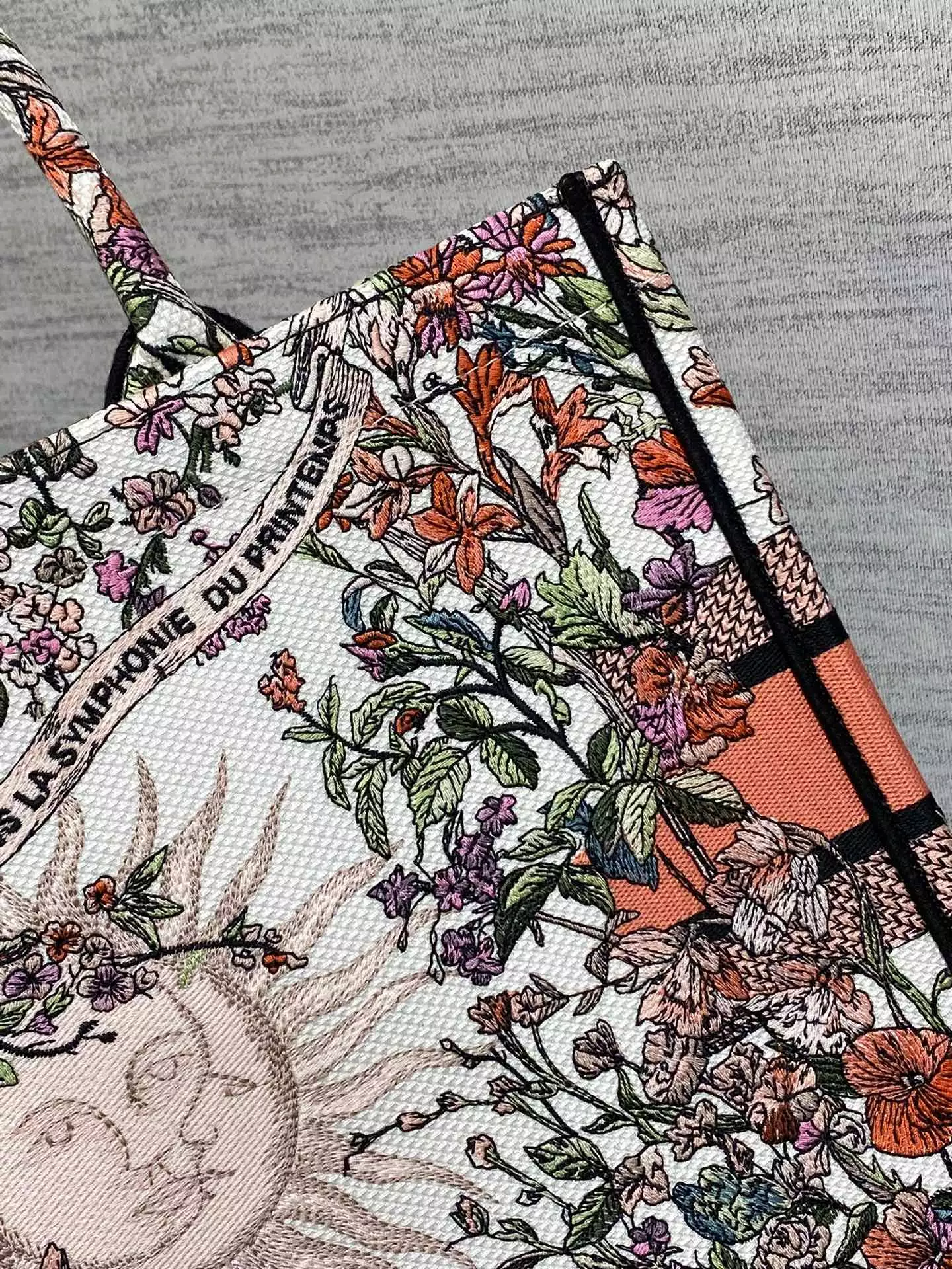 Dior Book Tote Ecru Multicolor Dior 4 Saisons - Repbags.ru - Image 9