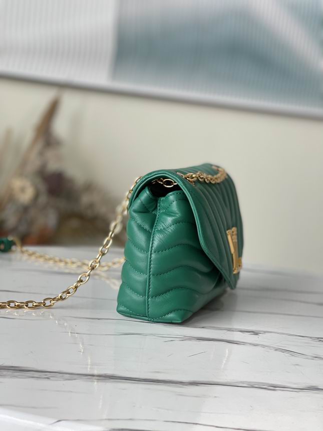 New Wave Chain Bag Emerald Green - Image 9