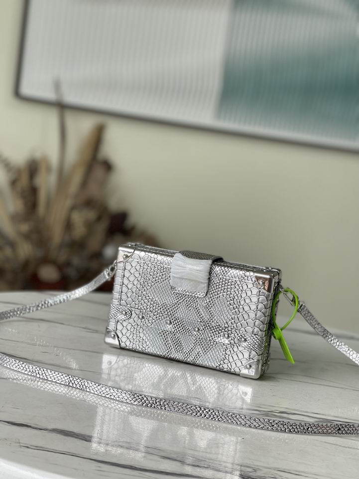 Petite Malle Silver Metallise Froisse - Image 4