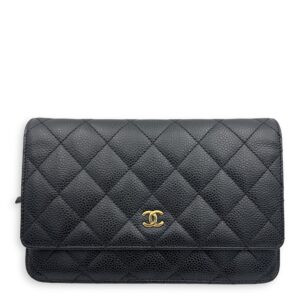 Classic Wallet On Chain Black in Caviar Leather, Gold hardware