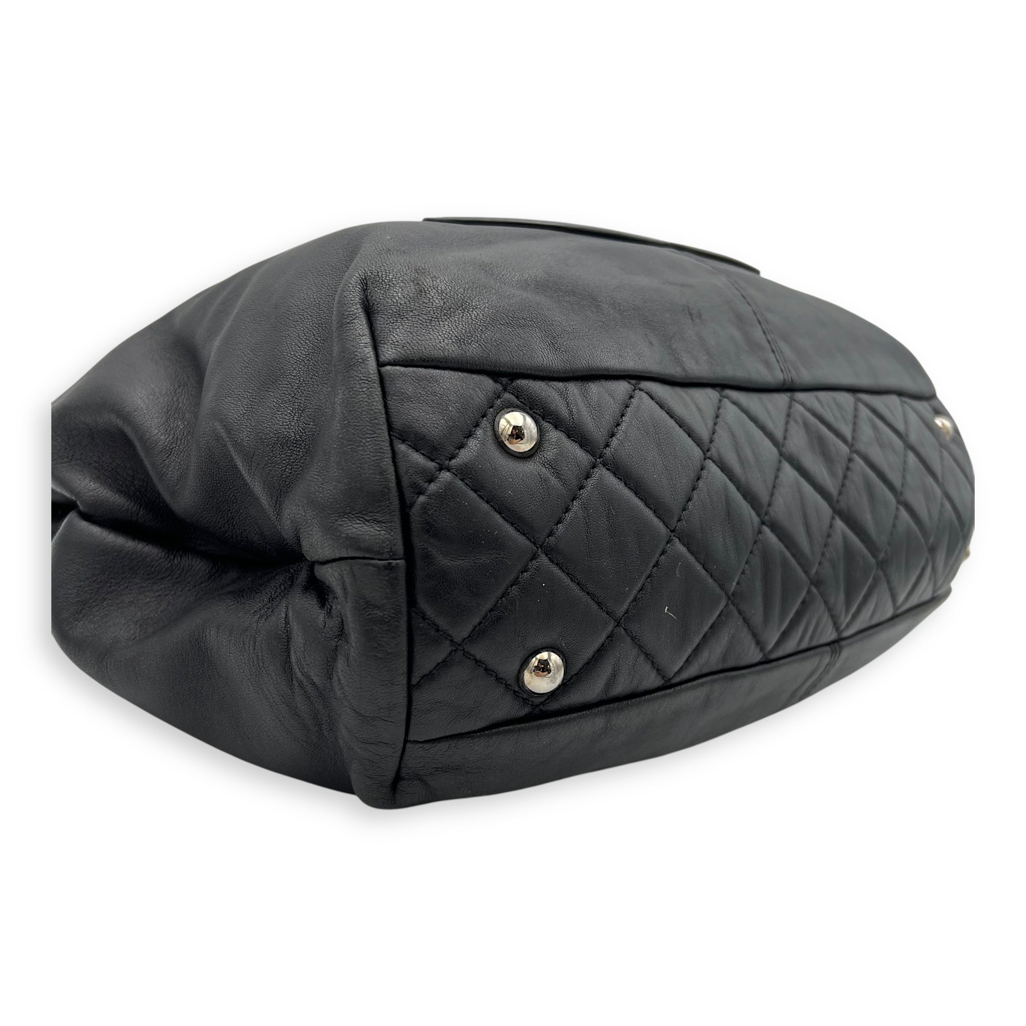 Trianon Shopping Black Tote Bag in Lambskin, Silver hardware - Image 8