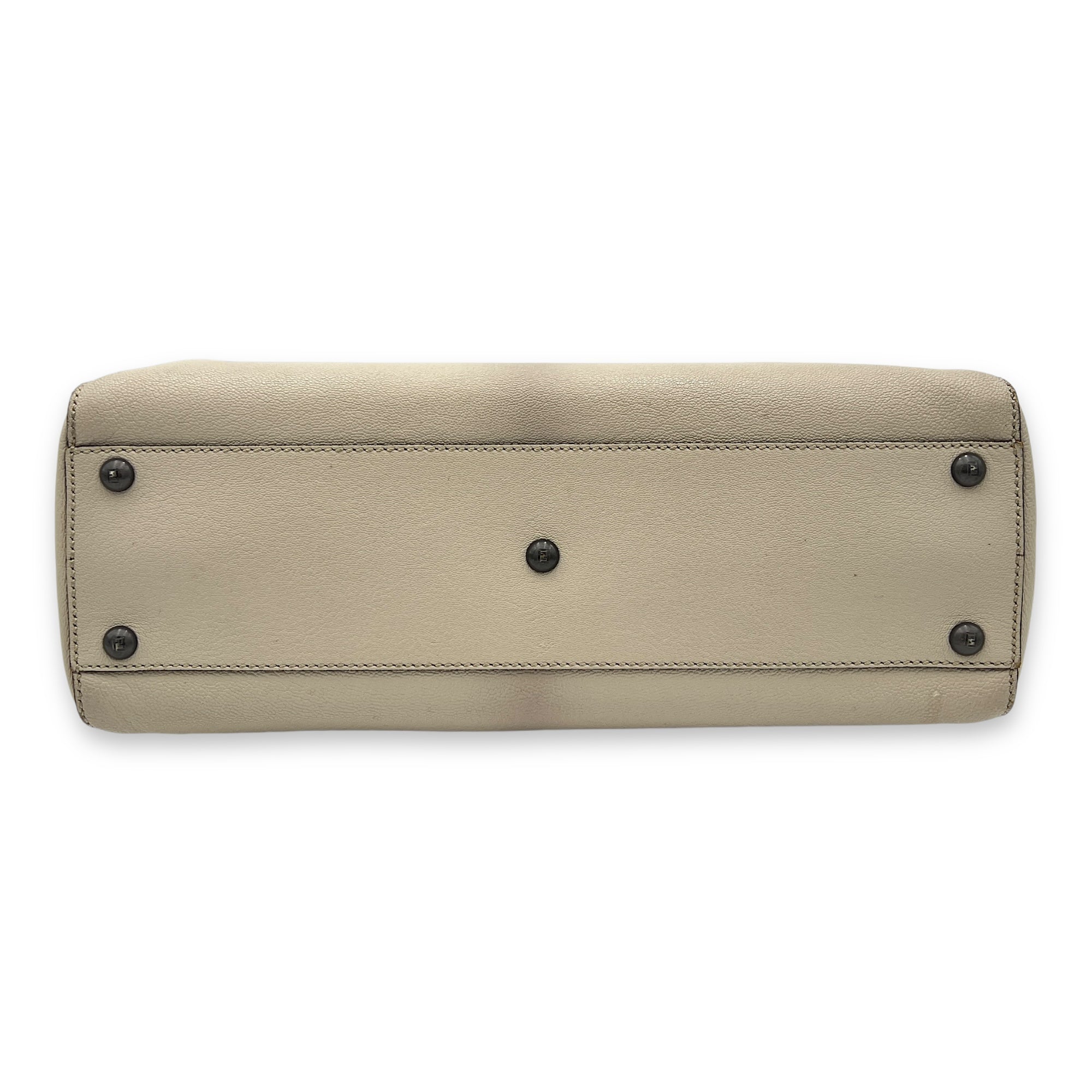 Peekaboo Medium Top handle bag in Calfskin, Silver Hardware - Image 6