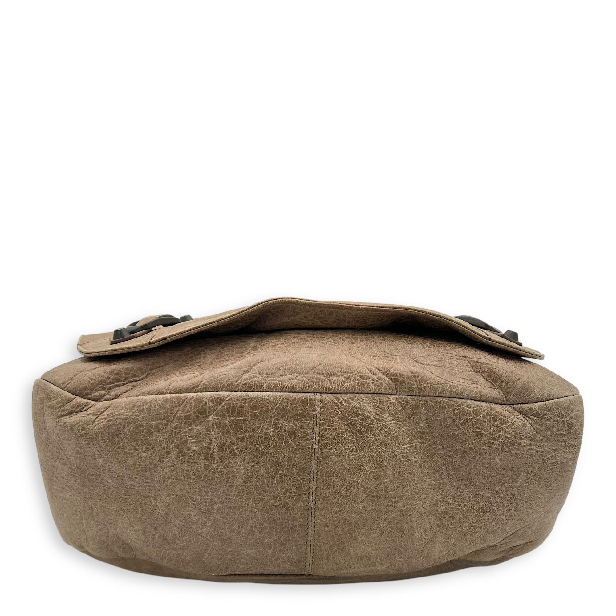 Folk Brown Crossbody Bag in Distressed Leather, Gunmetal hardware - Image 6