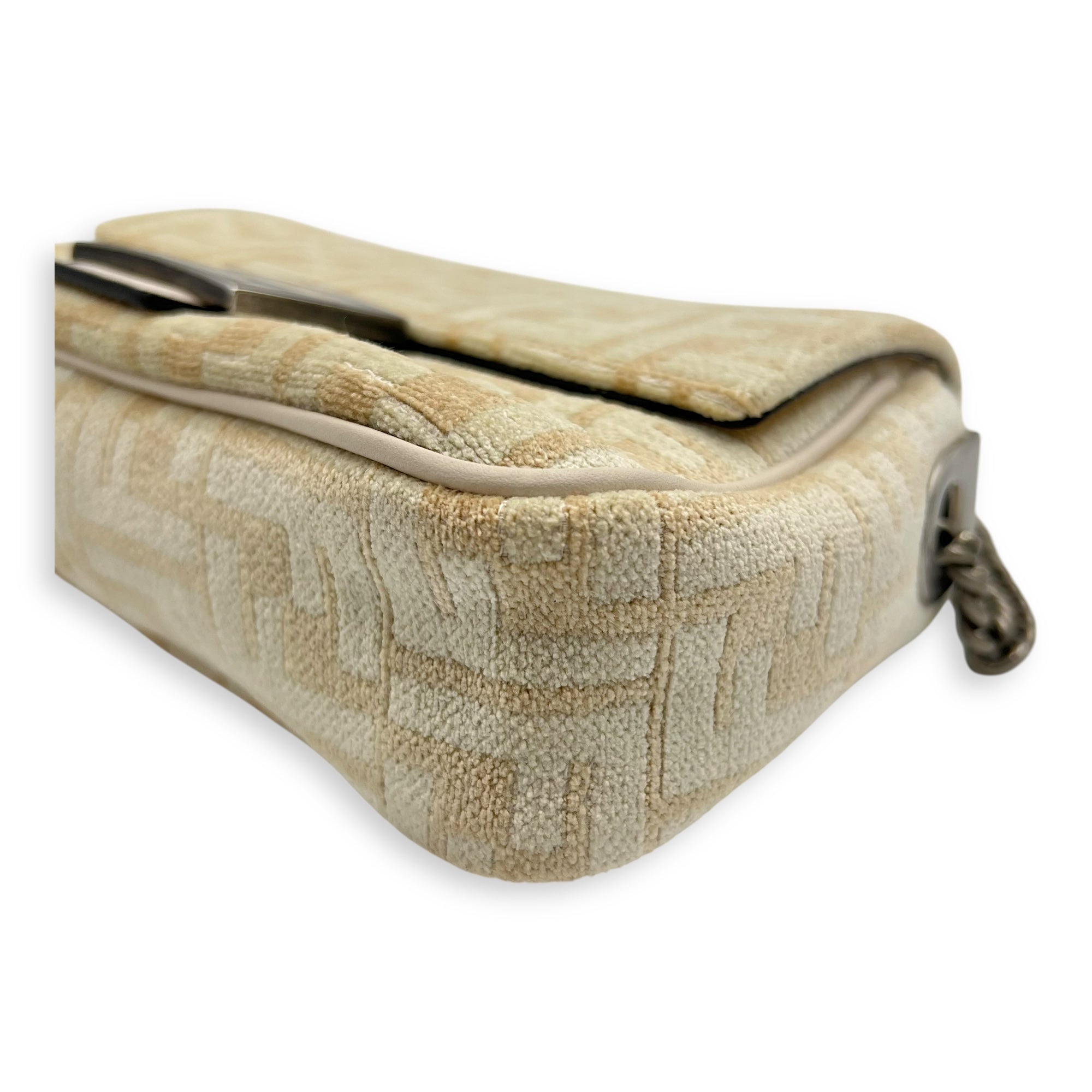Baguette Shoulder Bag Beige in Velvet, Silver hardware - Image 8