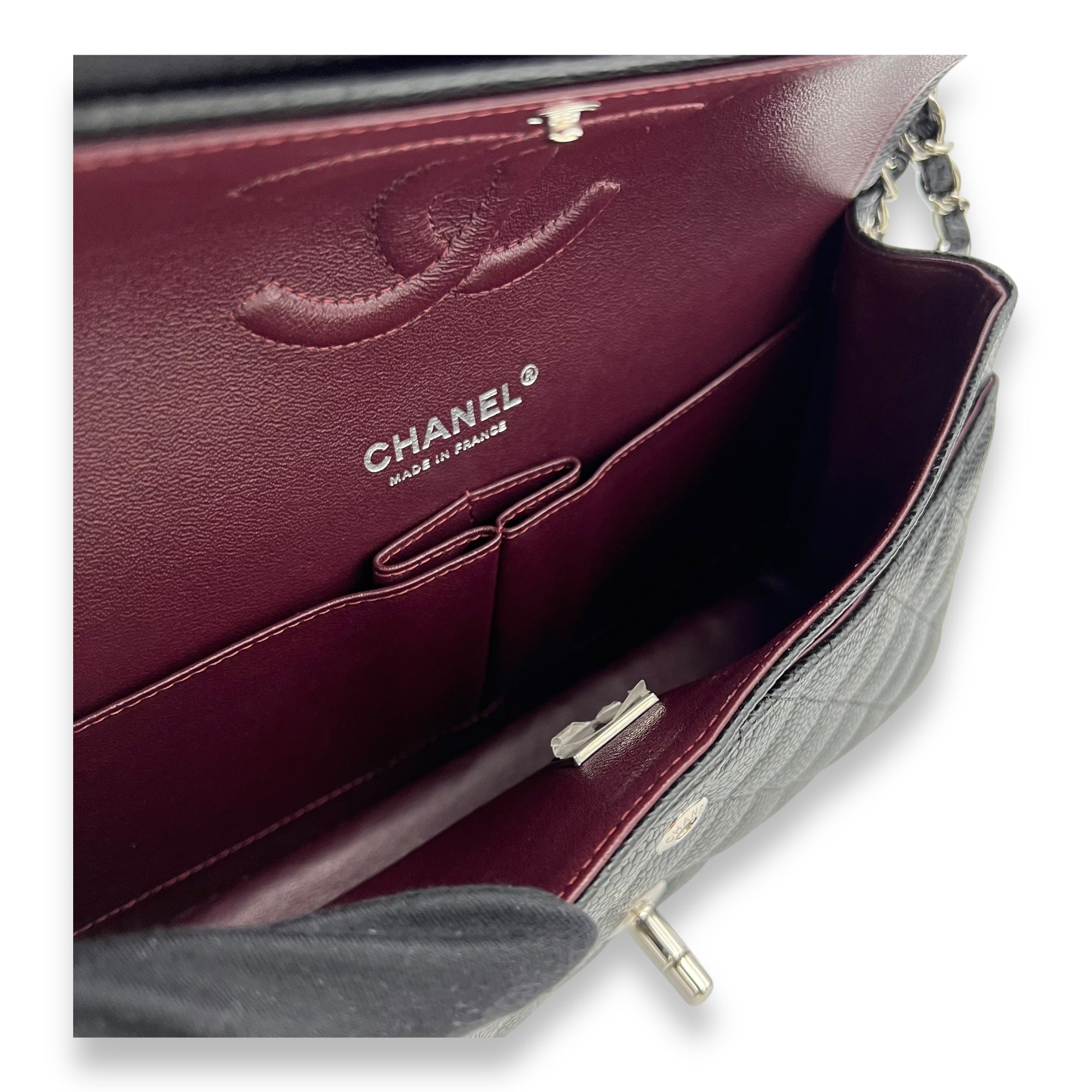 Classic Medium Black Shoulder Bag in Caviar Leather, Silver hardware - Image 10