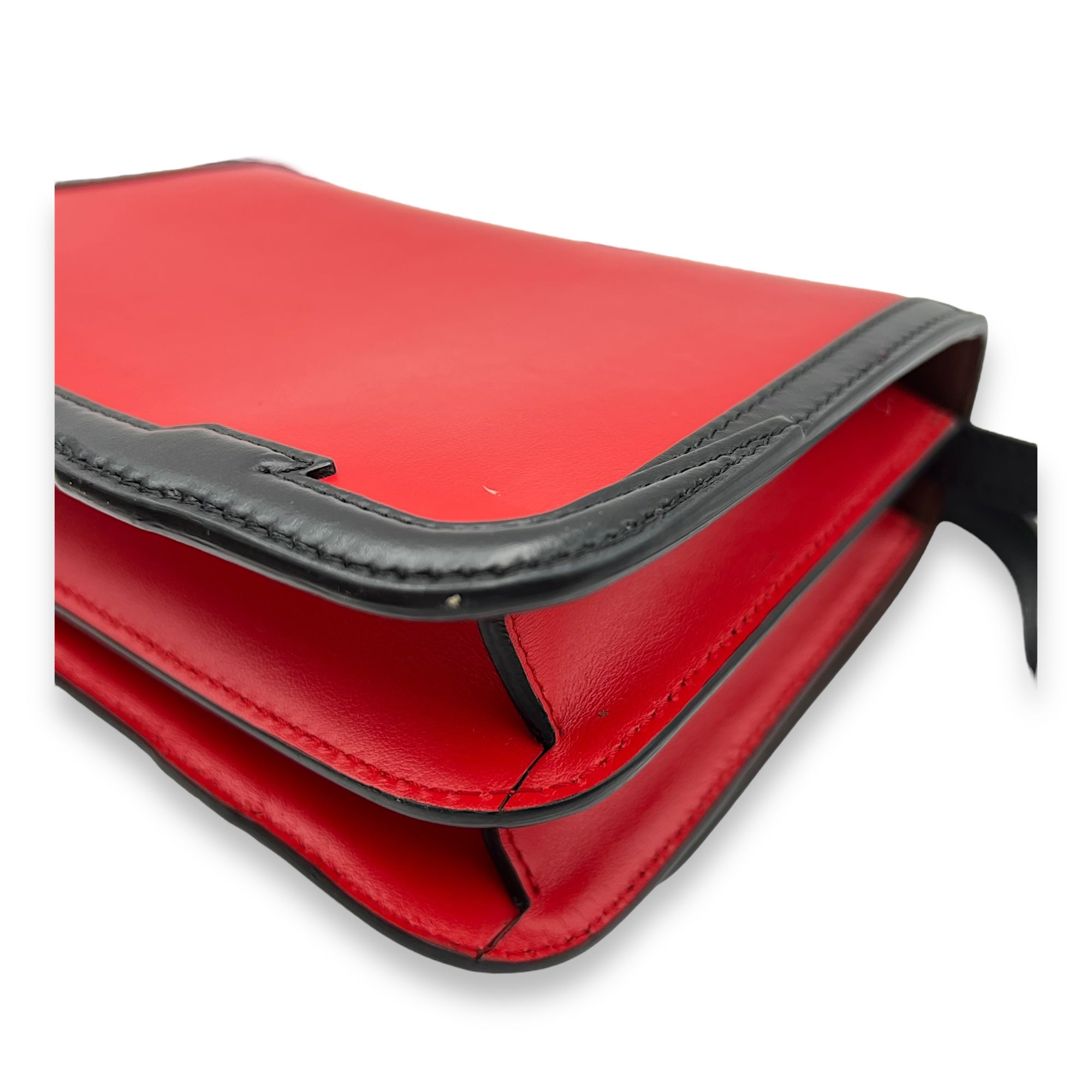 TB Red Crossbody Bag in Calfskin, Gold hardware - Image 11