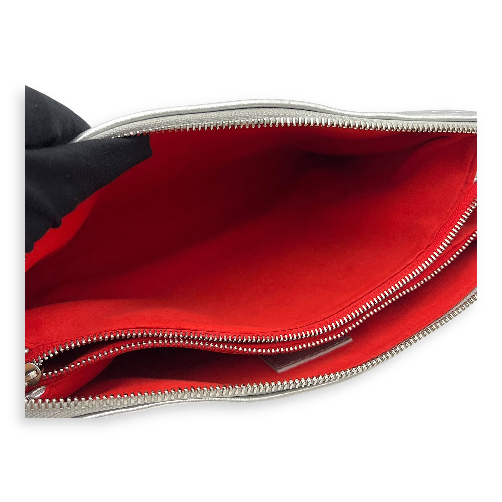 Coussin Shoulder Bag Silver in Lambskin, Silver hardware - Image 11