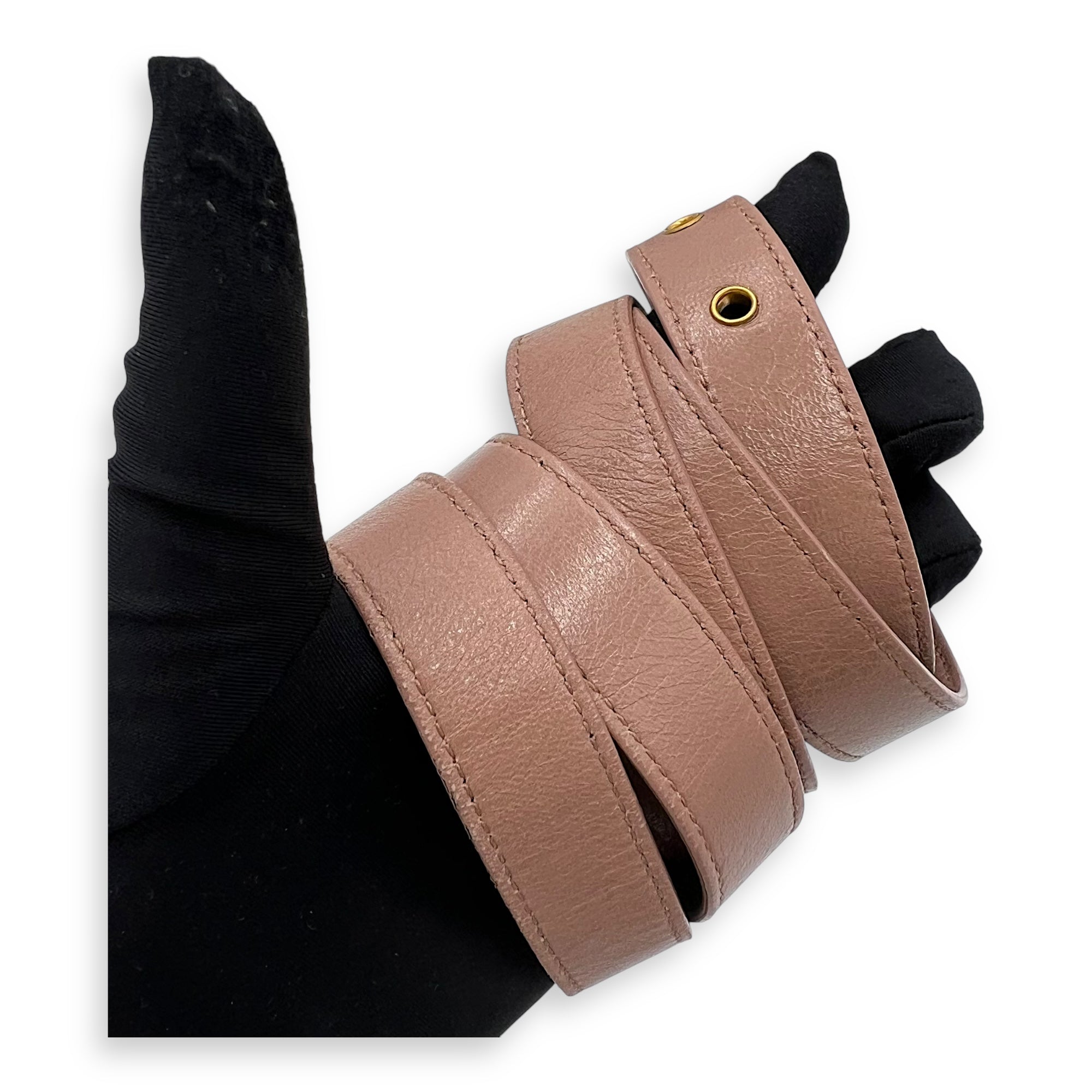 30 Montaigne Medium Shoulder bag in Calfskin, Gold Hardware - Image 13