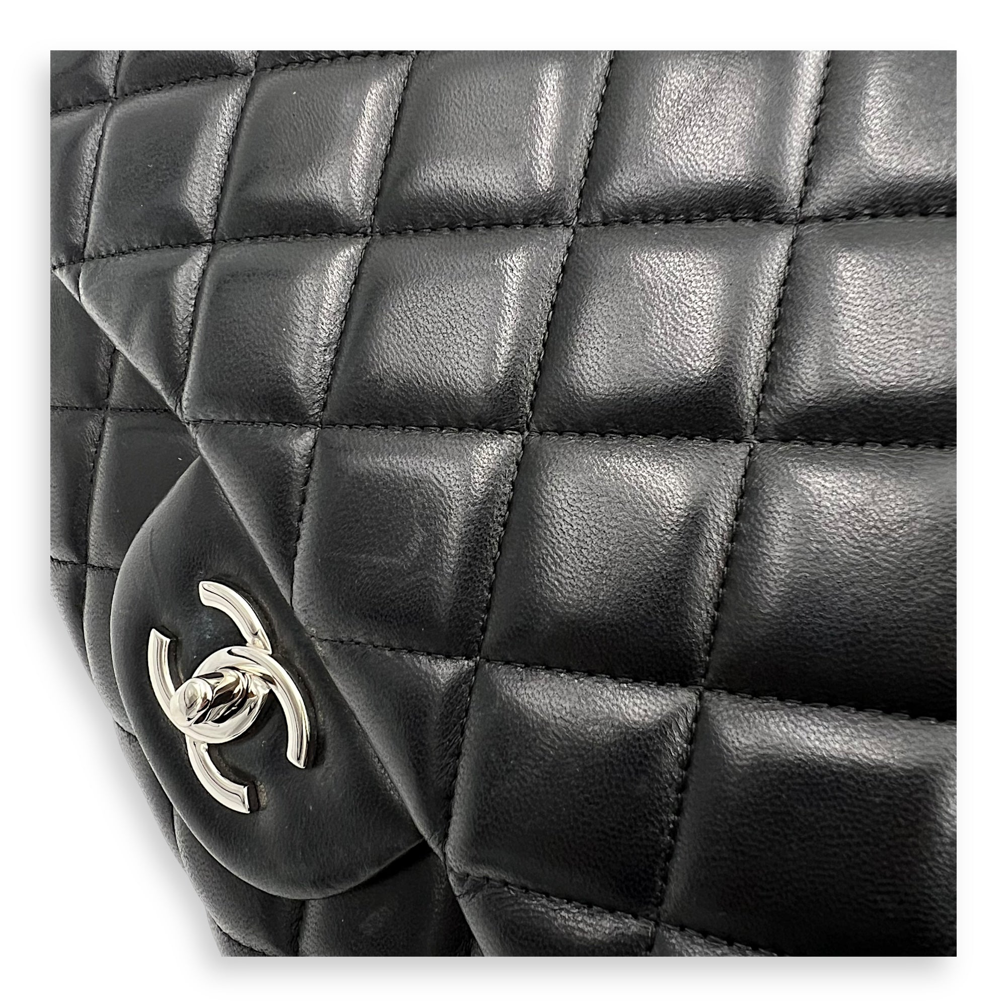Classic Maxi Black Shoulder Bag in Lambskin, Silver hardware - Image 18