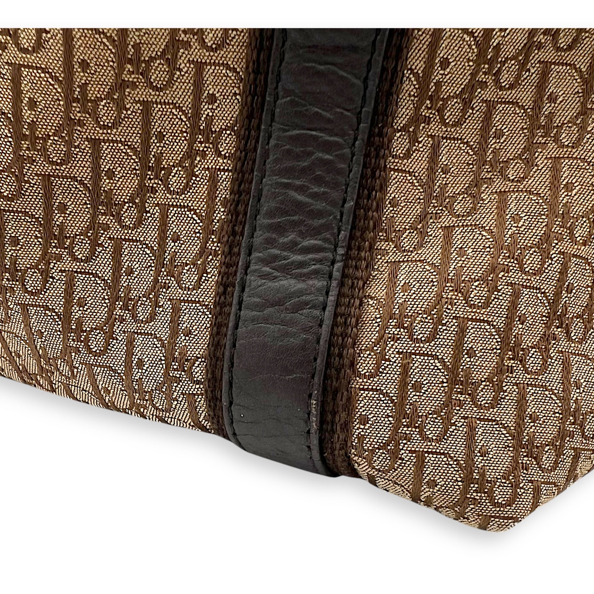 Street Chic Hobo Brown Shoulder Bag in Jacquard, Silver hardware - Image 17