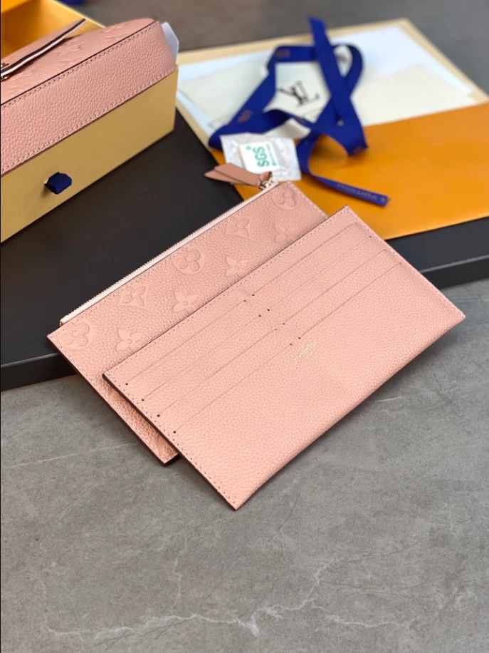 Pochette Félicie Monogram Empreinte Leather - LB250 - Image 4