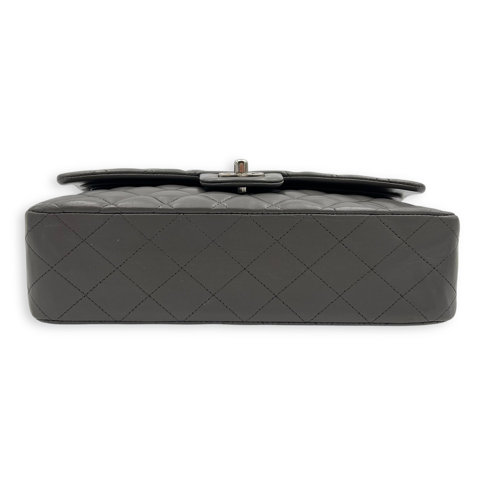 Classic Medium Grey (retouched) Shoulder Bag in Lambskin, Silver hardware - Image 6