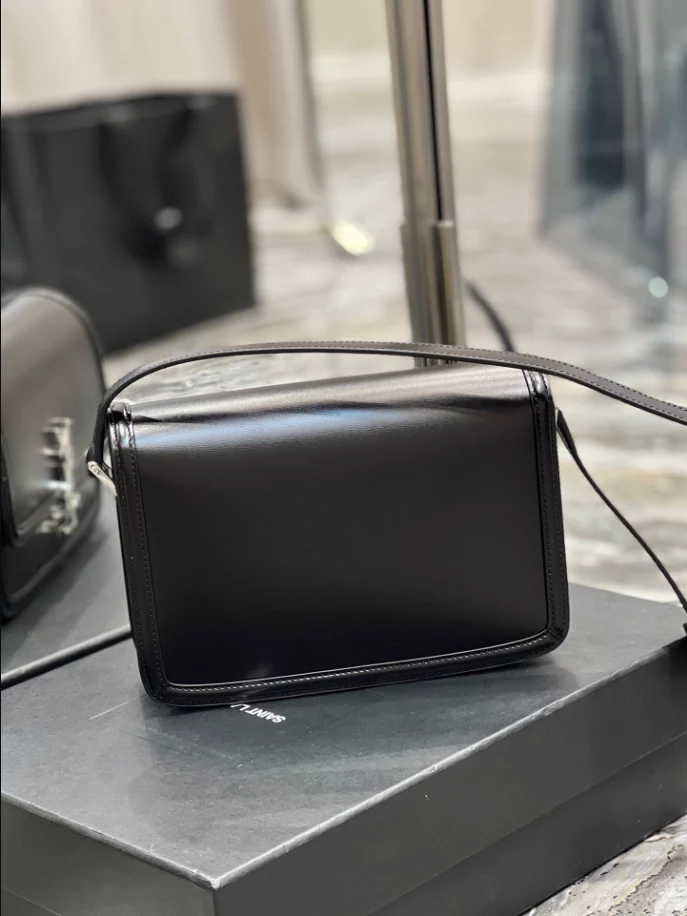 Solferino Medium Satchel in Box Saint Laurent - Image 4