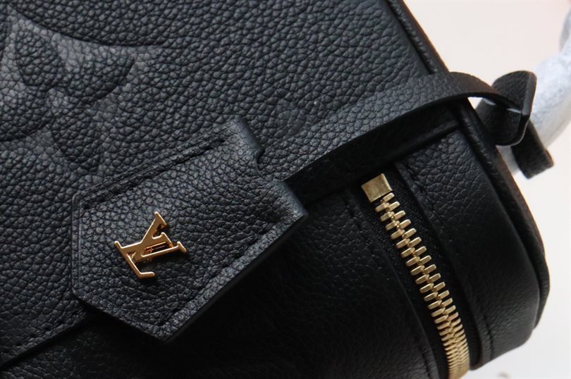 Vanity PM Other Monogram Canvas - LB210 - Image 6