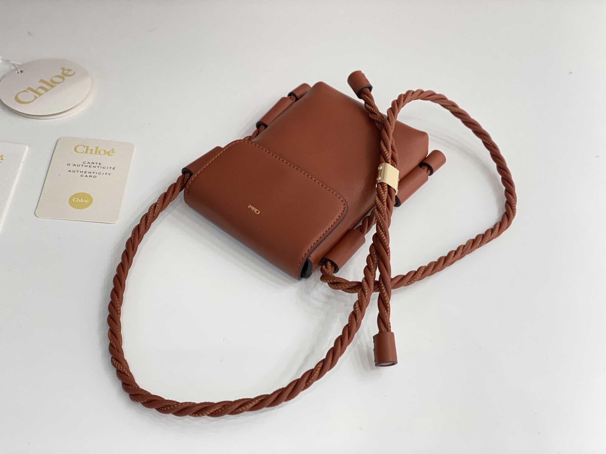 Chloé Key Phone Pouch in Brown - Replicabags.is - Image 9
