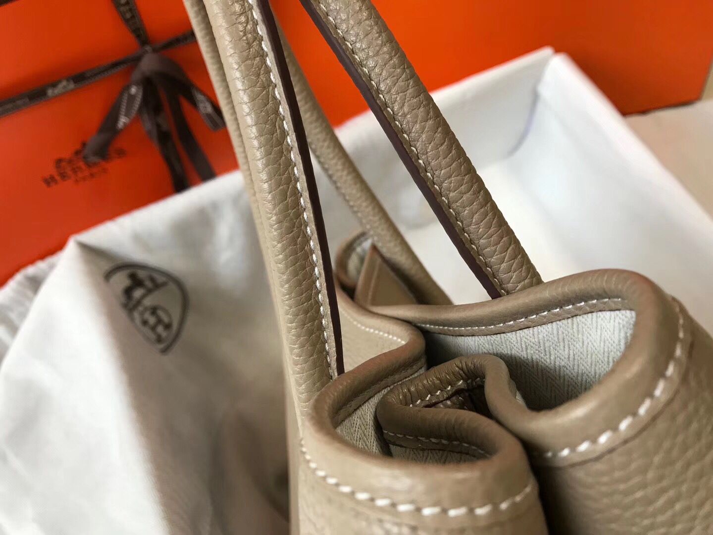 Hermes Garden Party 30 Bag In Grey Taurillon Leather - Image 4