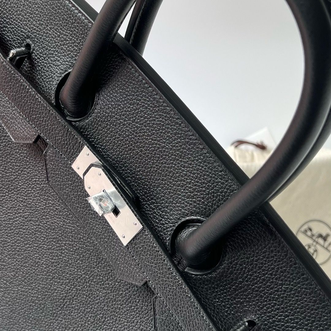 Hermes HAC Birkin 40 Handmade Bag in Black Clemence Leather - Image 6