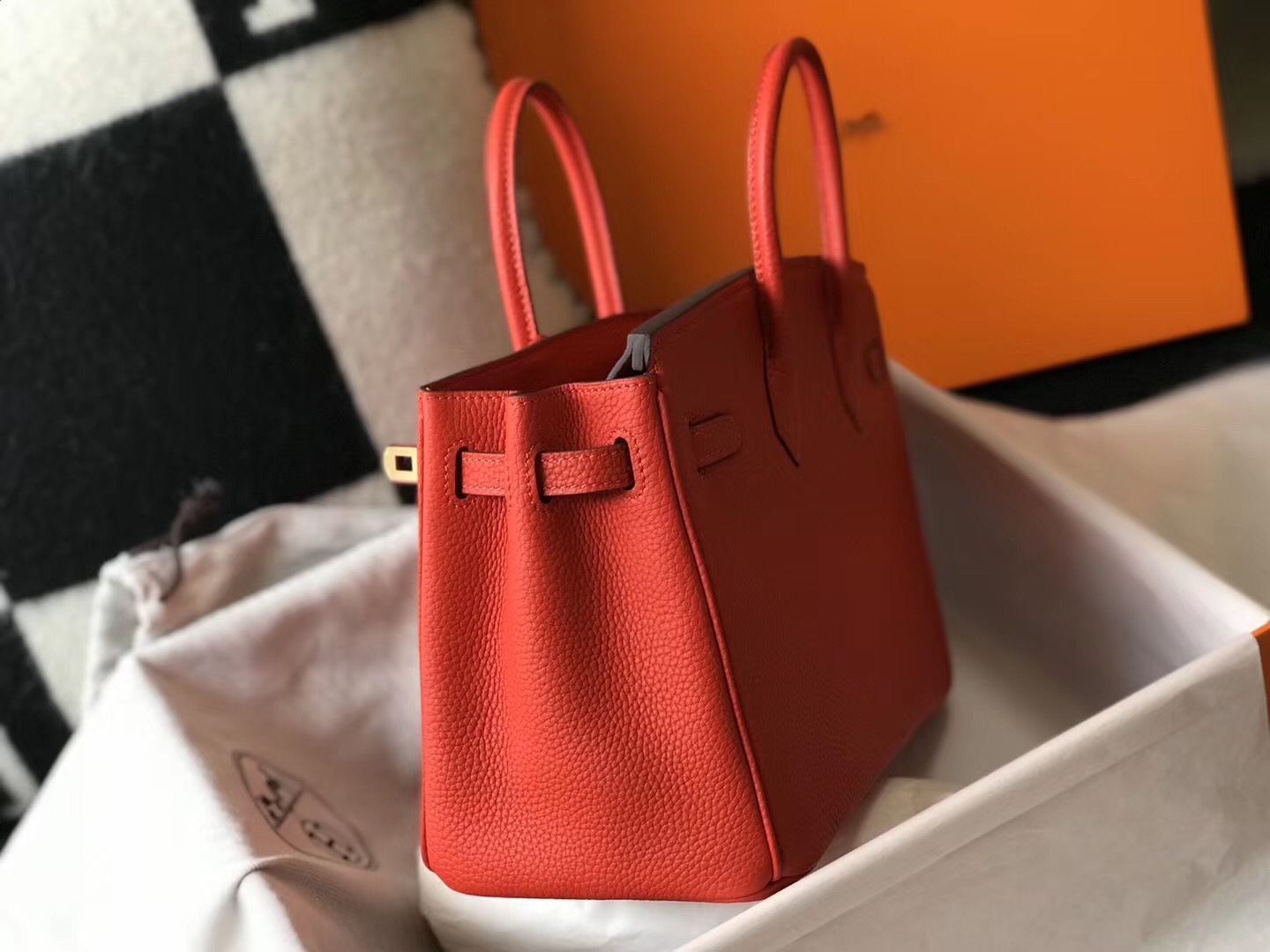 Hermes Birkin 25cm Bag In Red Clemence Leather GHW - Image 6
