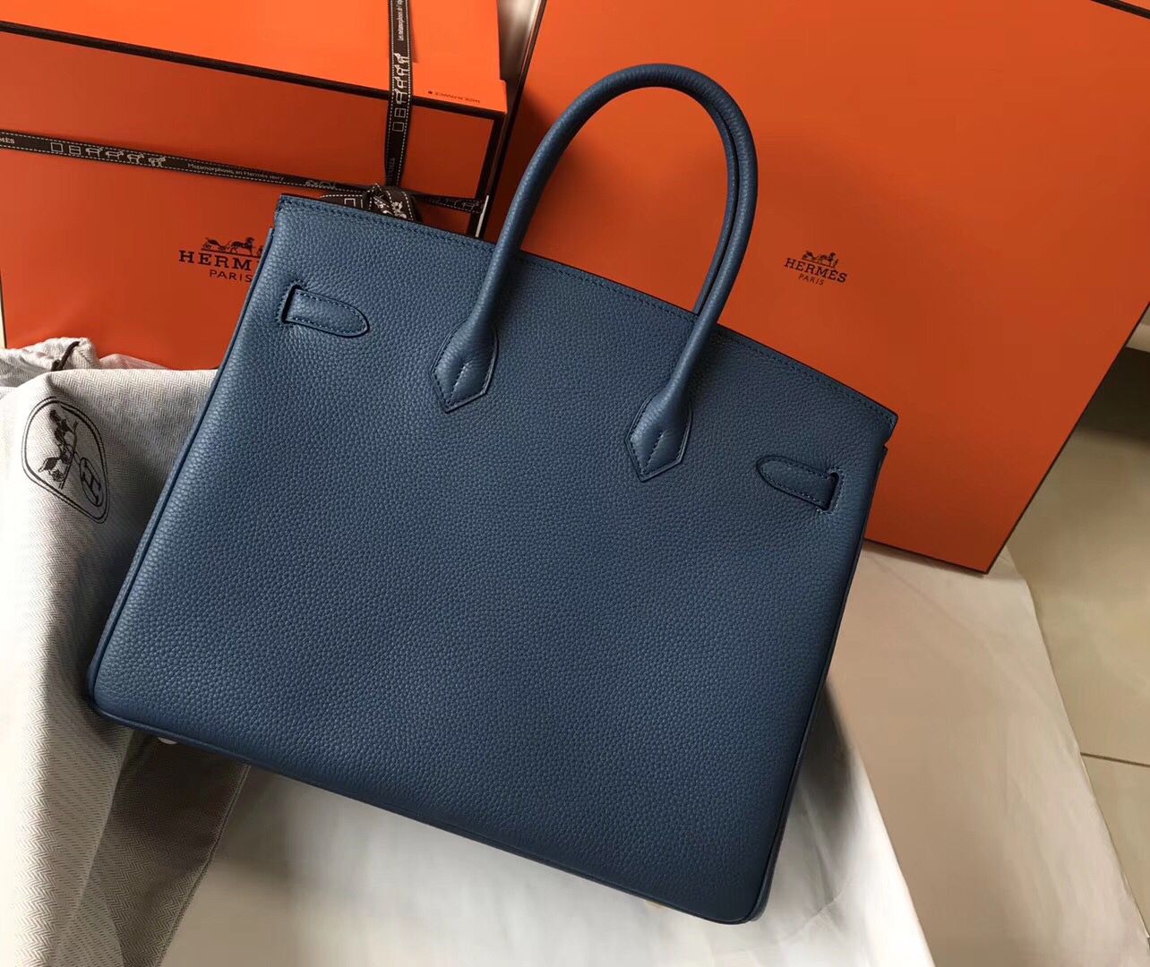 Hermes Birkin 35cm Bag In Blue Agate Clemence Leather GHW - Image 3