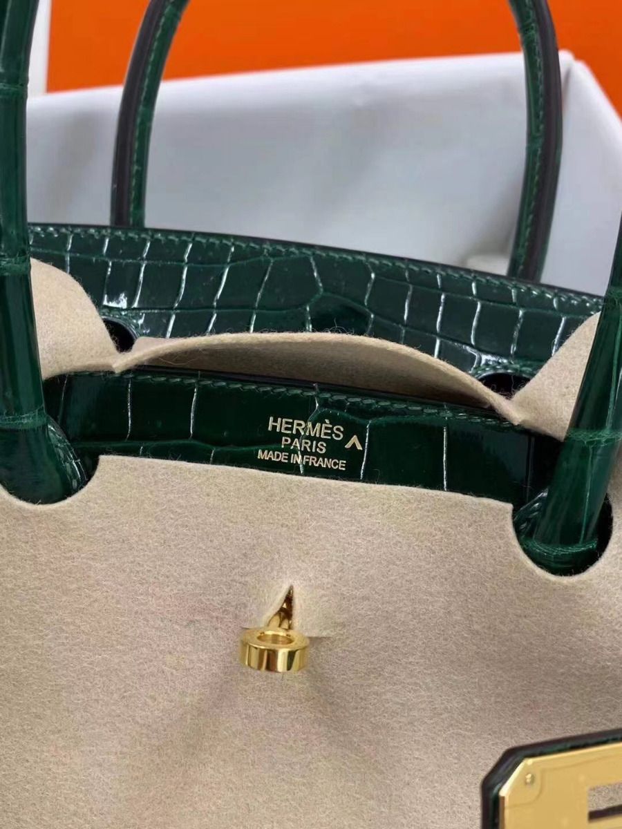 Hermes Birkin 30 Bag In Green Crocodile Porosus Shiny Skin - Image 7