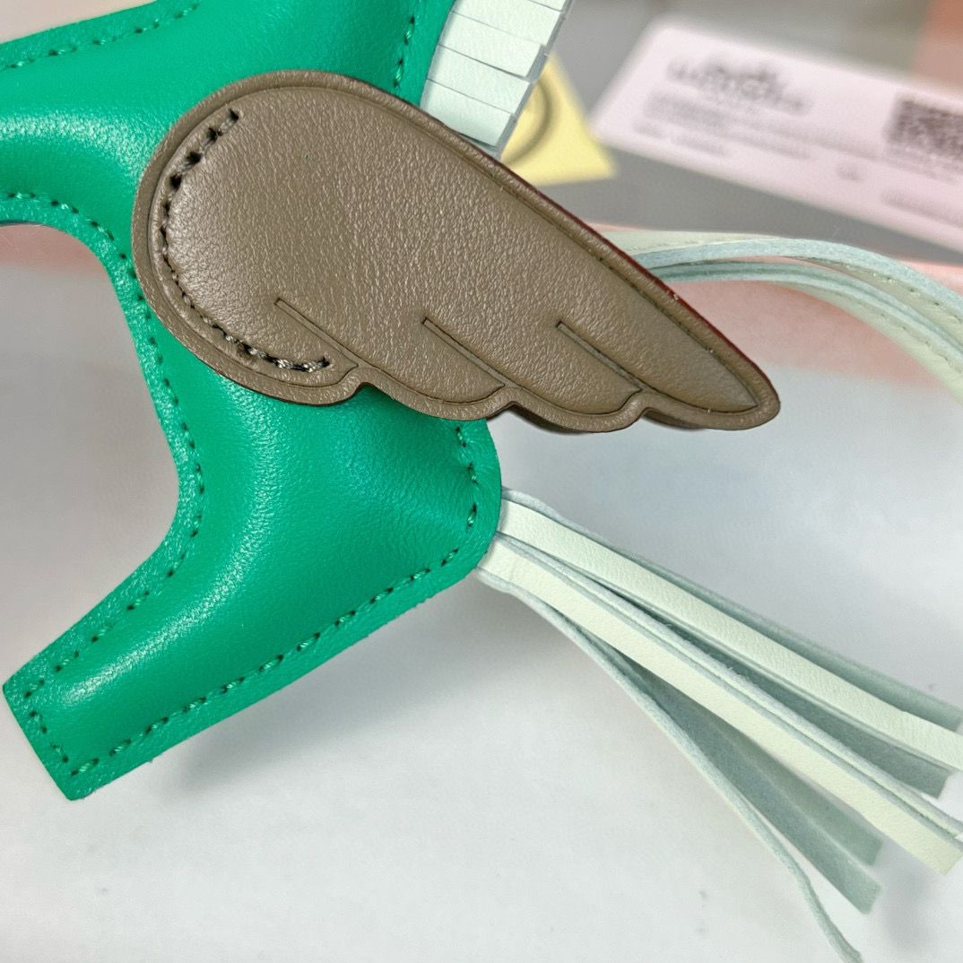Hermes Rodeo Pegase PM Bag Charm in Menthe/Taupe/Vert Fizz Lambskin - Image 5
