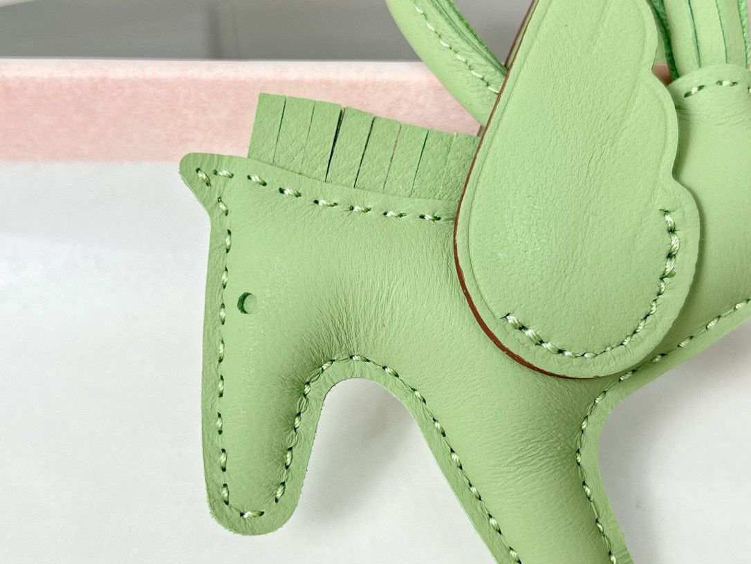 Hermes Rodeo Pegase PM Bag Charm in Vert Cypres Milo Lambskin - Image 5