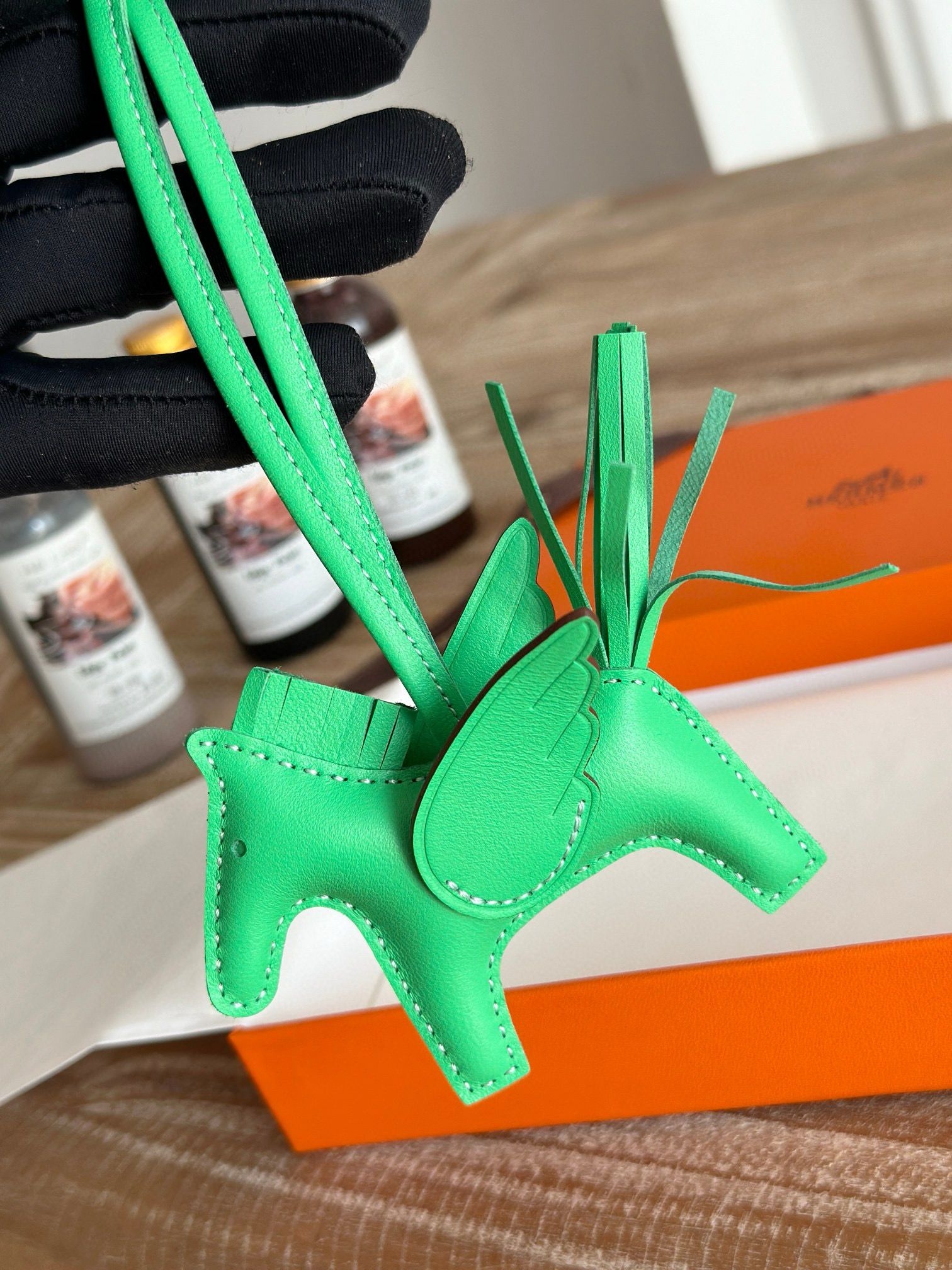 Hermes Rodeo Pegase PM Bag Charm in Vert Comics Milo Lambskin - Image 8