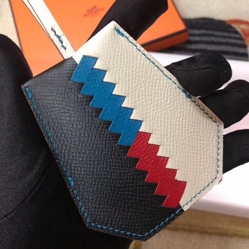 Hermes Clochette Cles Grand Tressage Charm In White/Black - Image 3