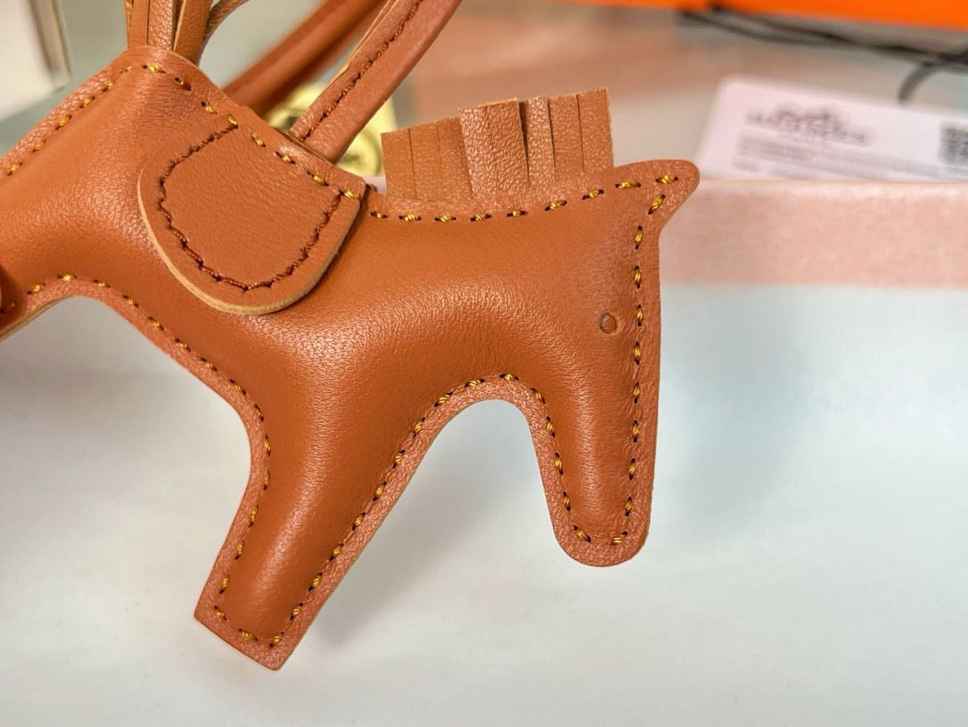 Hermes Rodeo PM Bag Charm in Gold Lambskin - Image 5